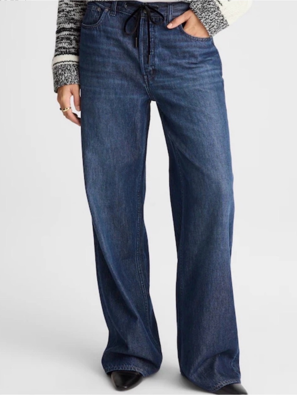 Madewell Low Slung Baggy Dark Wash Wide-Leg Drawstring Jeans in Airy Denim